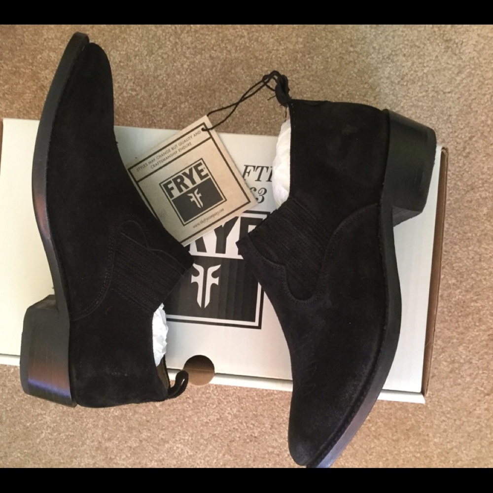 Frye Billy Shootie NIB size 8